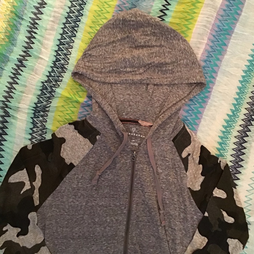 Prince & Fox Camo Sleeve Hoody